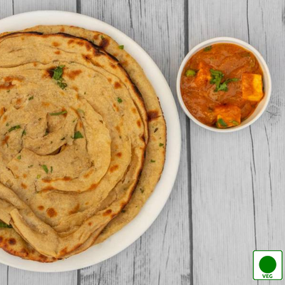 Chilli Paneer  + 1 Lachha Paratha / 4 Roti